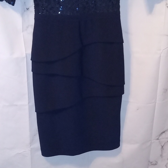 Betsy & Adam black/blue dress 4P - Picture 2 of 7